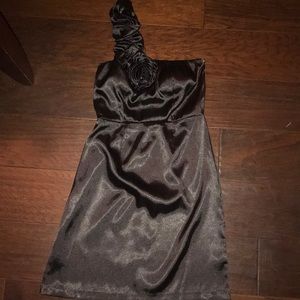 Black floral one shoulder strap dress